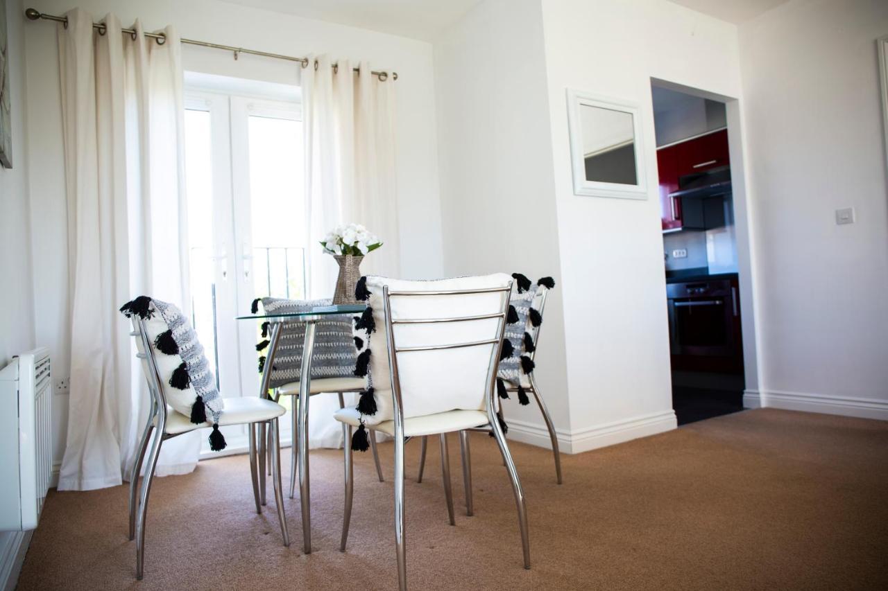 Superb Apartment In Stratford Upon Avon With Free Parking & Wi-Fi Exterior foto